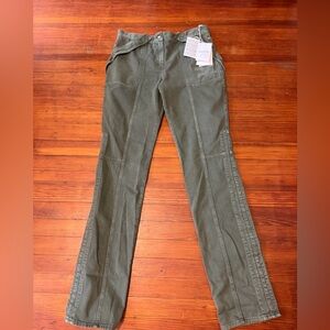 New with tags Valentino Olive Colored Women’s straight leg jeans size 30